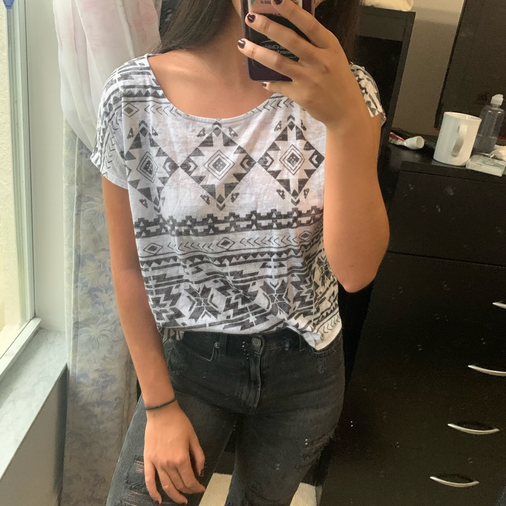Forever 21 tee shirt